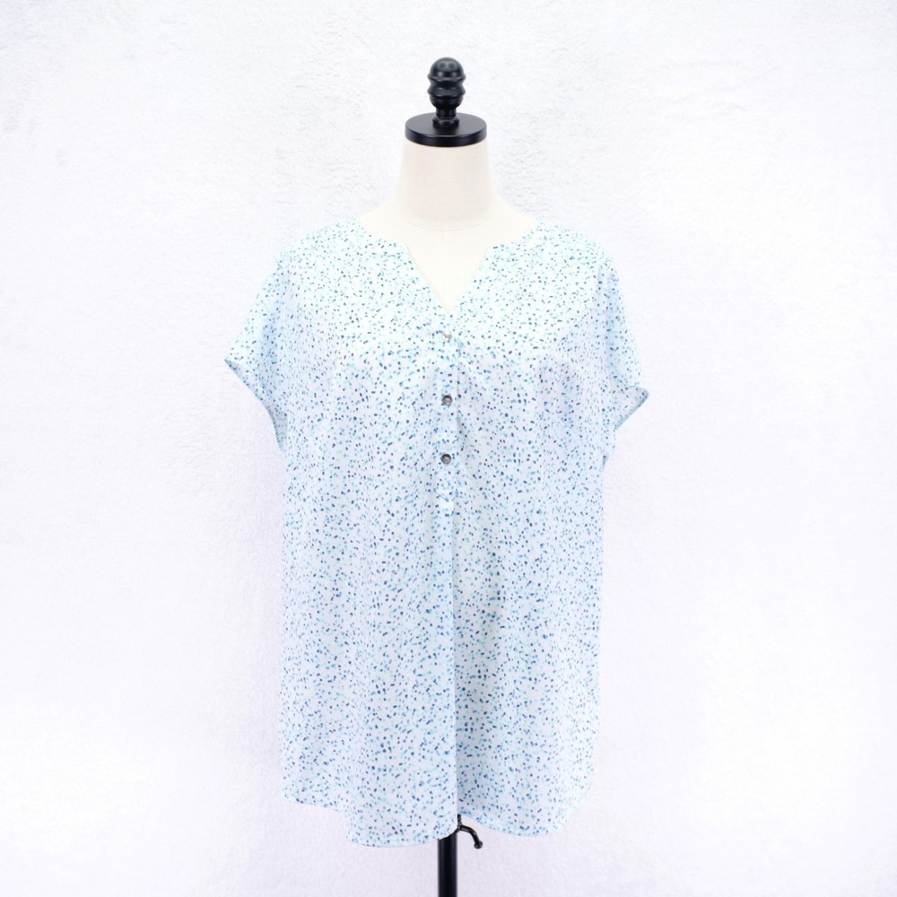 Croft & Barrow -1X- Blue Polka Dot‎ V Neck Blouse Top Polyester 2 Buttons